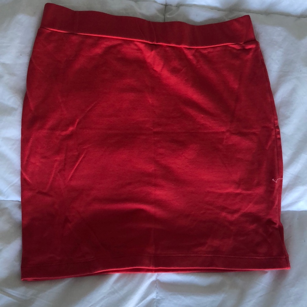 Red bandage skirt